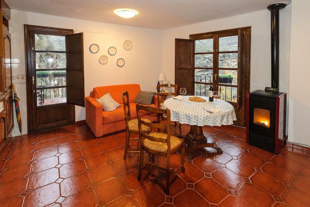 Apartamento Portal Del Agua Albarracín Eksteriør billede